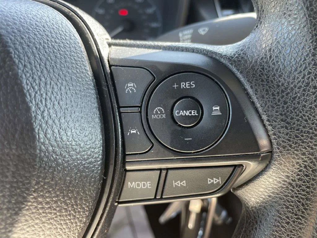 Certified Used 2025 Silver Toyota LE image 22