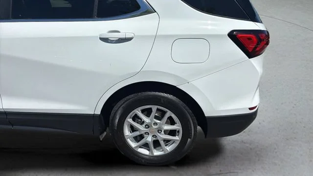Used 2023 Summit White Chevrolet LT image 33