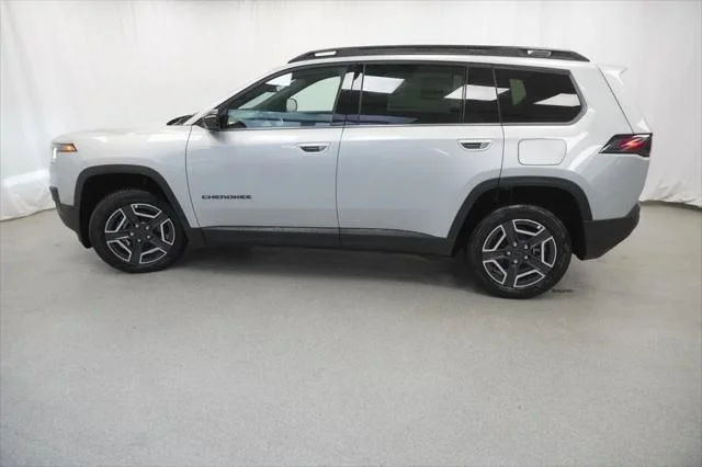 New 2026 Silver Zynith Clear-Coat Exterior Paint Jeep Limited image 14