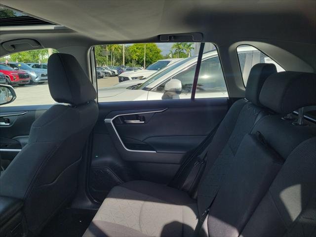 Certified Used 2024 ICE CAP Toyota  image 14