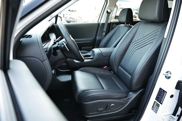 Used 2026 Creamy White Pearl Hyundai SEL Convenience image 19