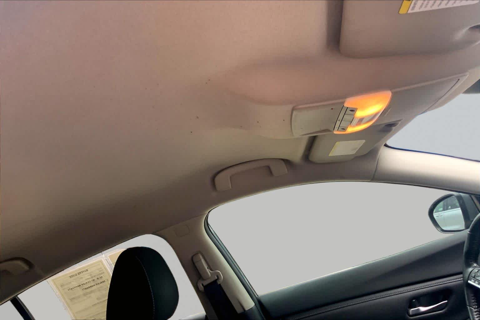 Used 2022 Gun Metallic Nissan SV image 14