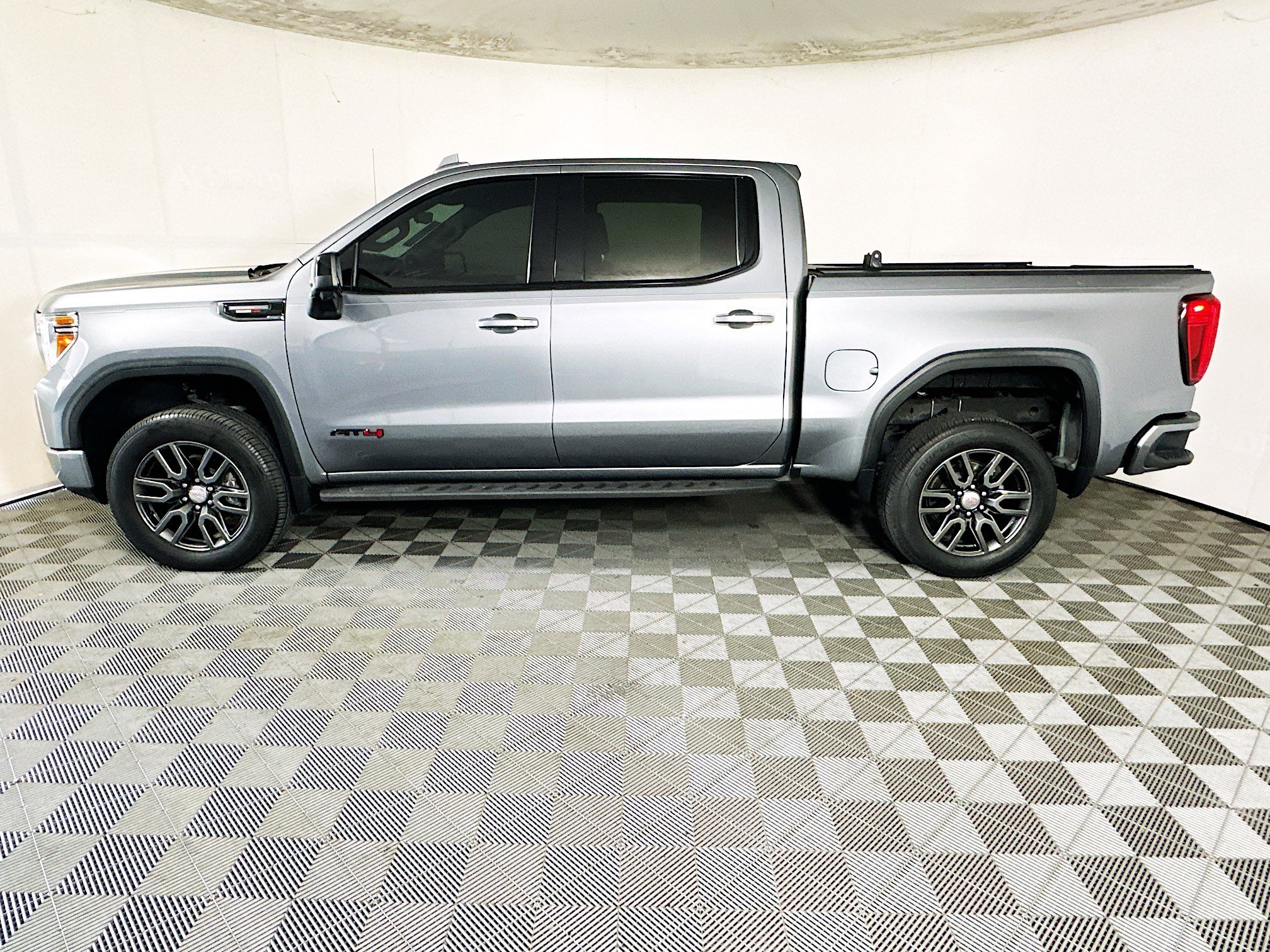 Used 2021 Satin Steel Metallic GMC AT4 image 6