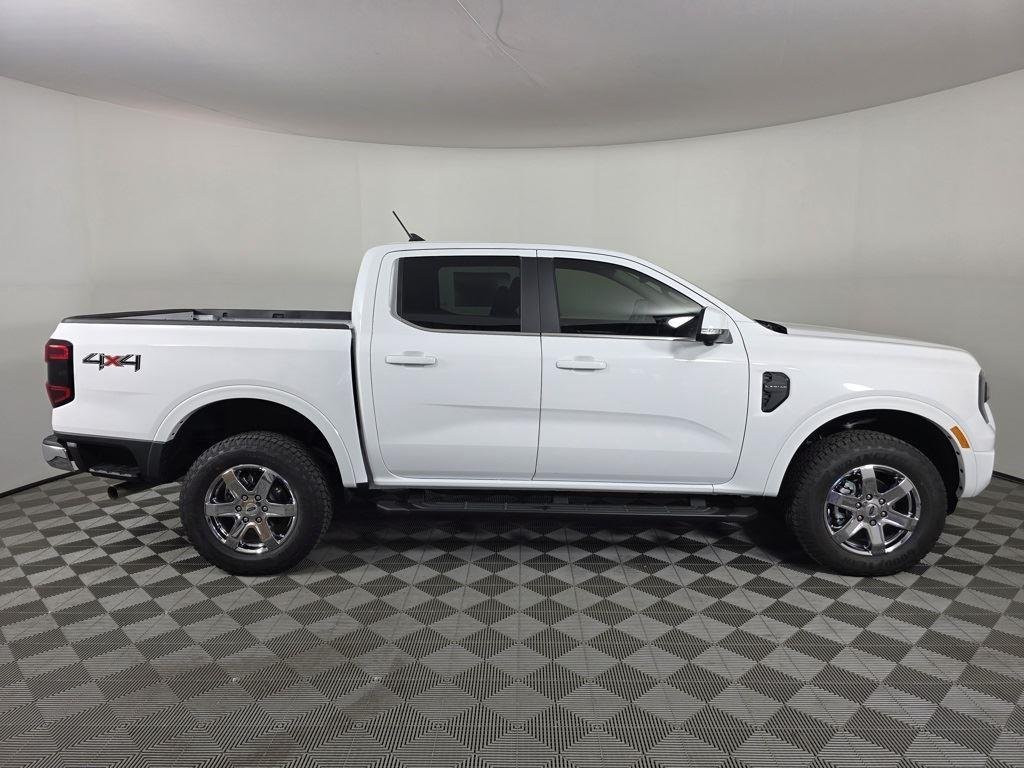 Used 2025 Oxford White Ford LARIAT image 10