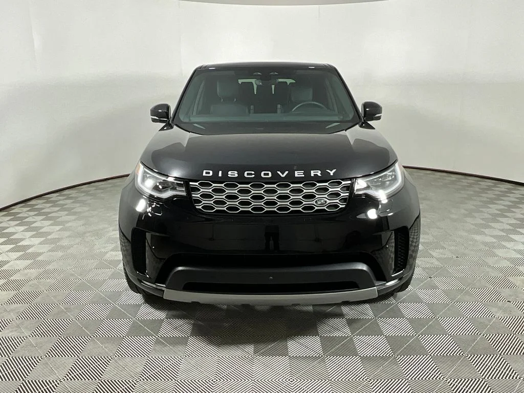Certified Used 2025 Black Land Rover S image 8