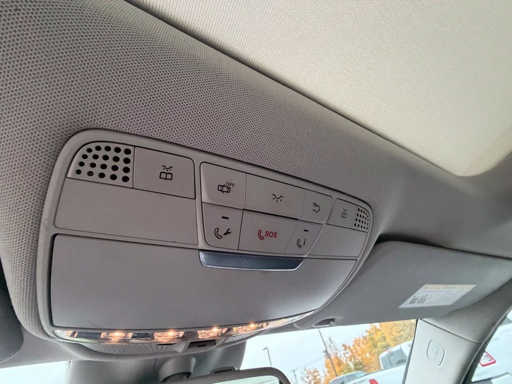 Used 2017 Blue Mercedes-Benz C 300 image 20