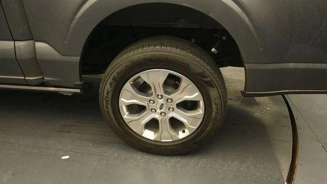 Certified Used 2023 Gray Metallic Ford Platinum image 9