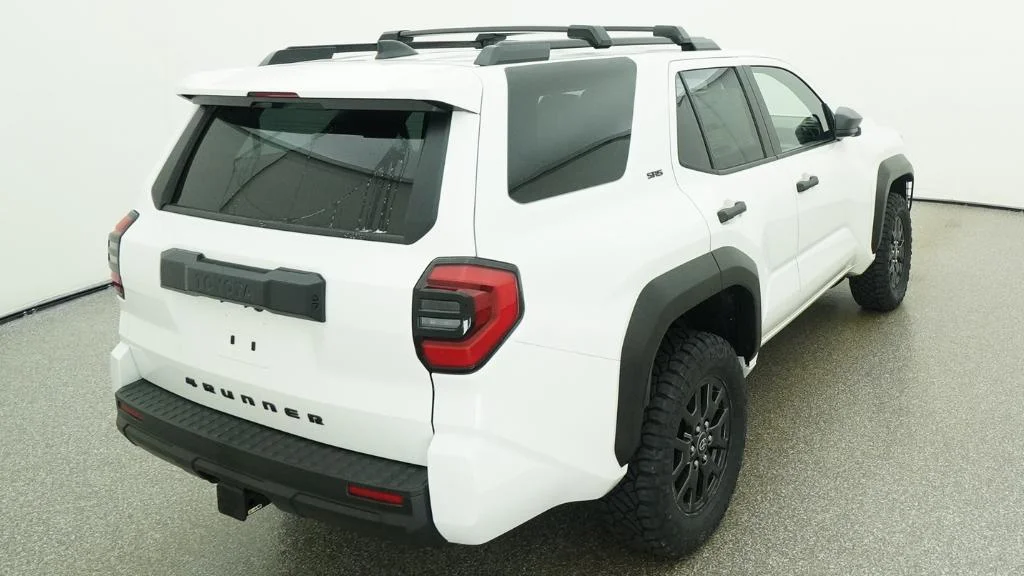 New 2026 Ice Cap Toyota SR5 image 3
