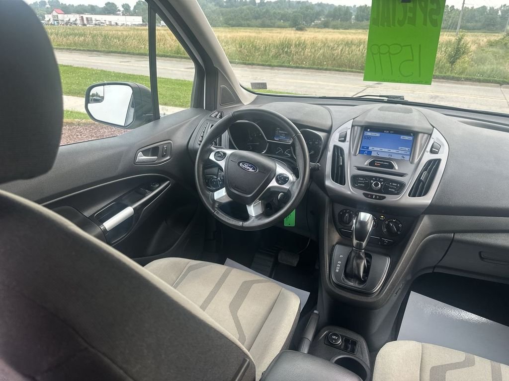 Used 2018 White Ford XLT image 15