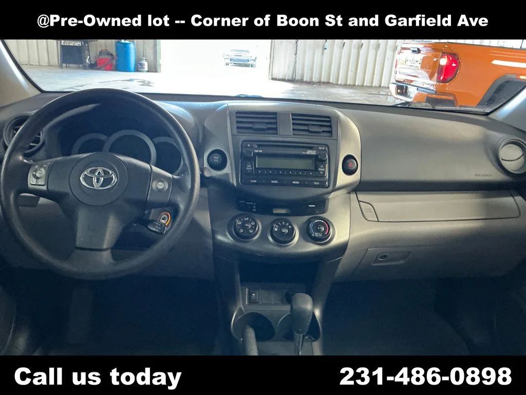Used 2012 Blue Toyota Base image 18