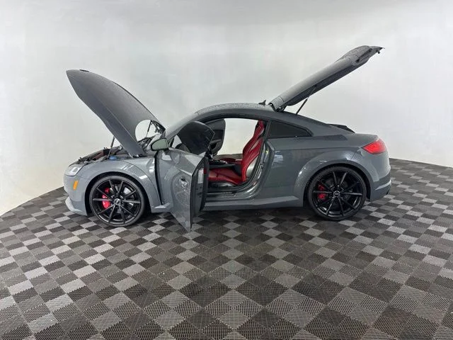 Used 2018  Audi 2.0T image 12