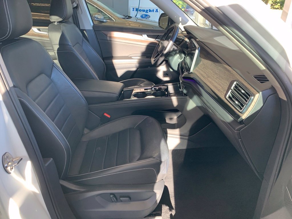 2025 Volkswagen Atlas SEL - Photo 23