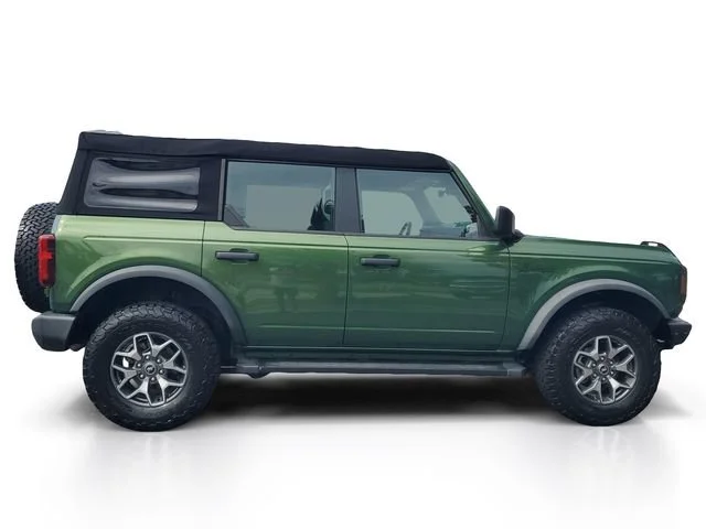 Used 2022 Eruption Green Ford Base image 8