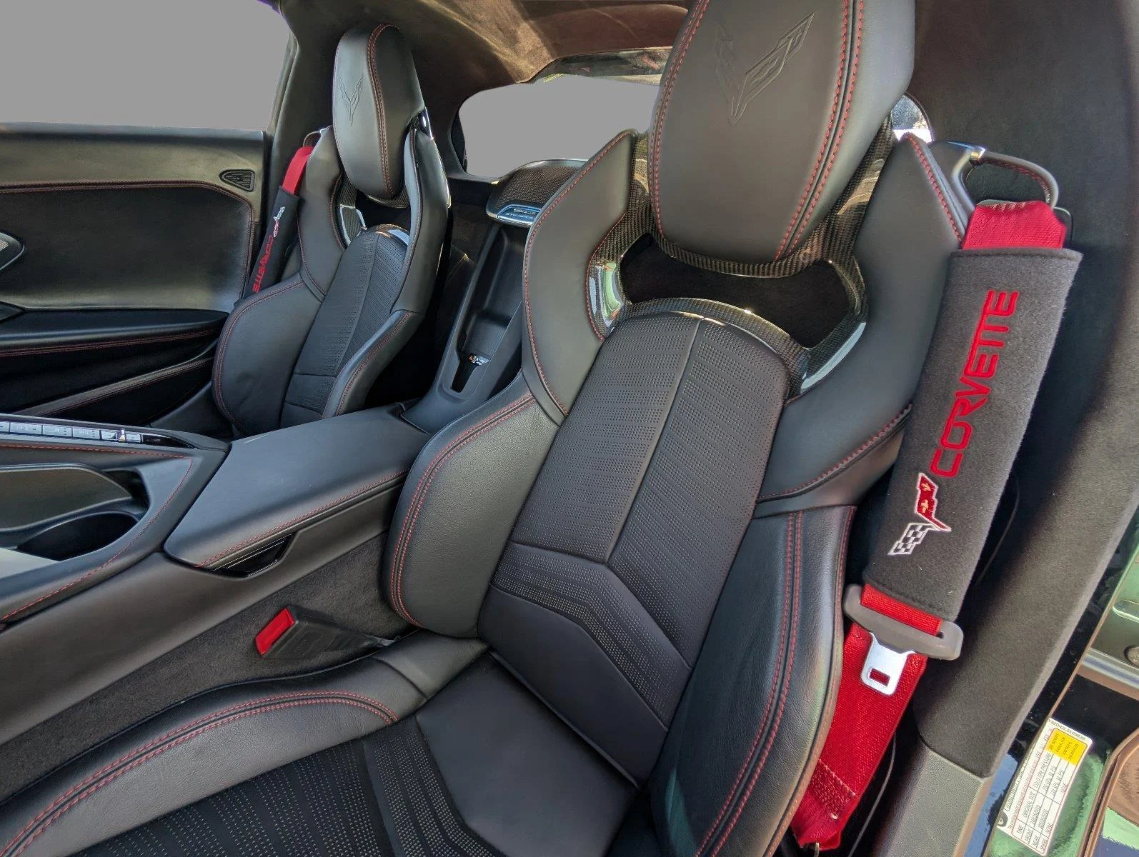 Used 2020 BLACK Chevrolet 3LT image 18