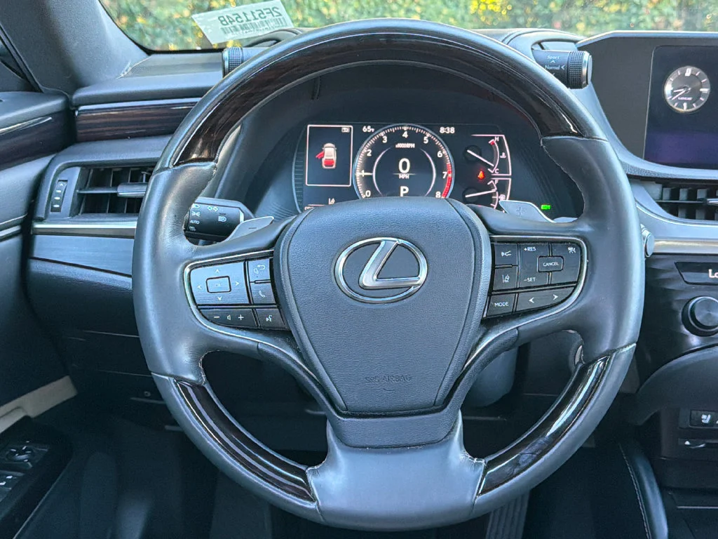 Used 2019 Silver Lexus 350 image 23