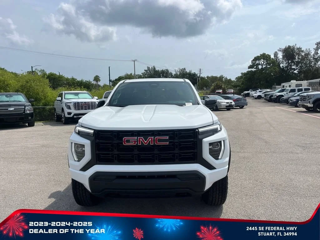 New 2026 Summit White GMC Elevation image 2