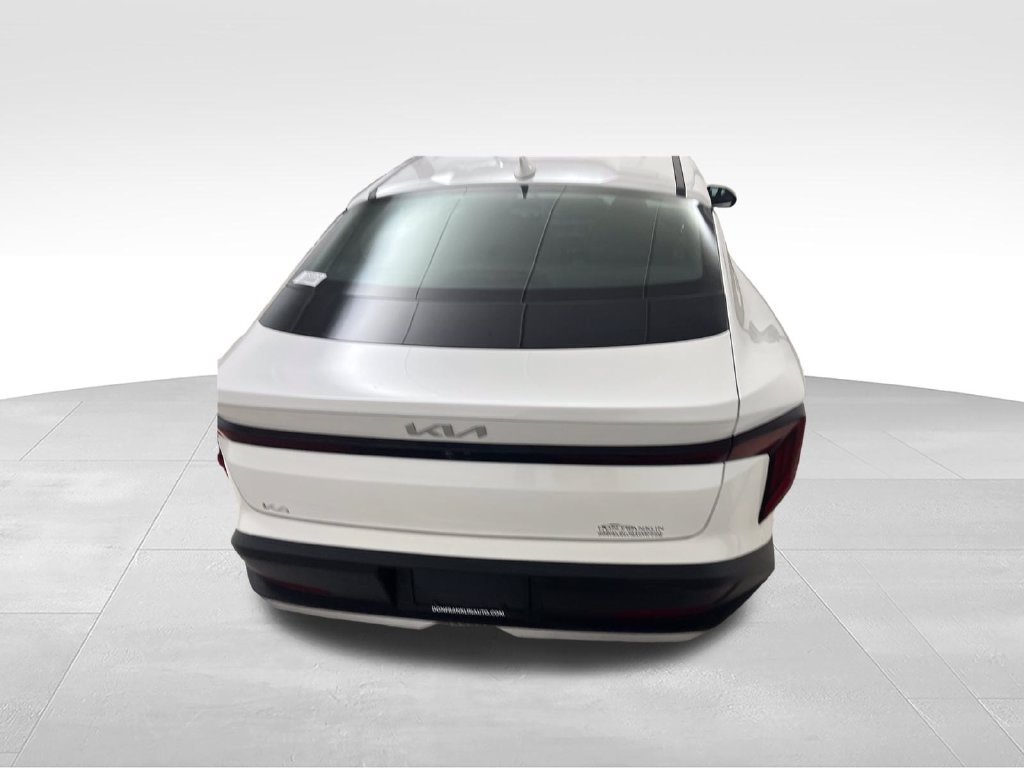 Used 2025 White Kia LX image 4