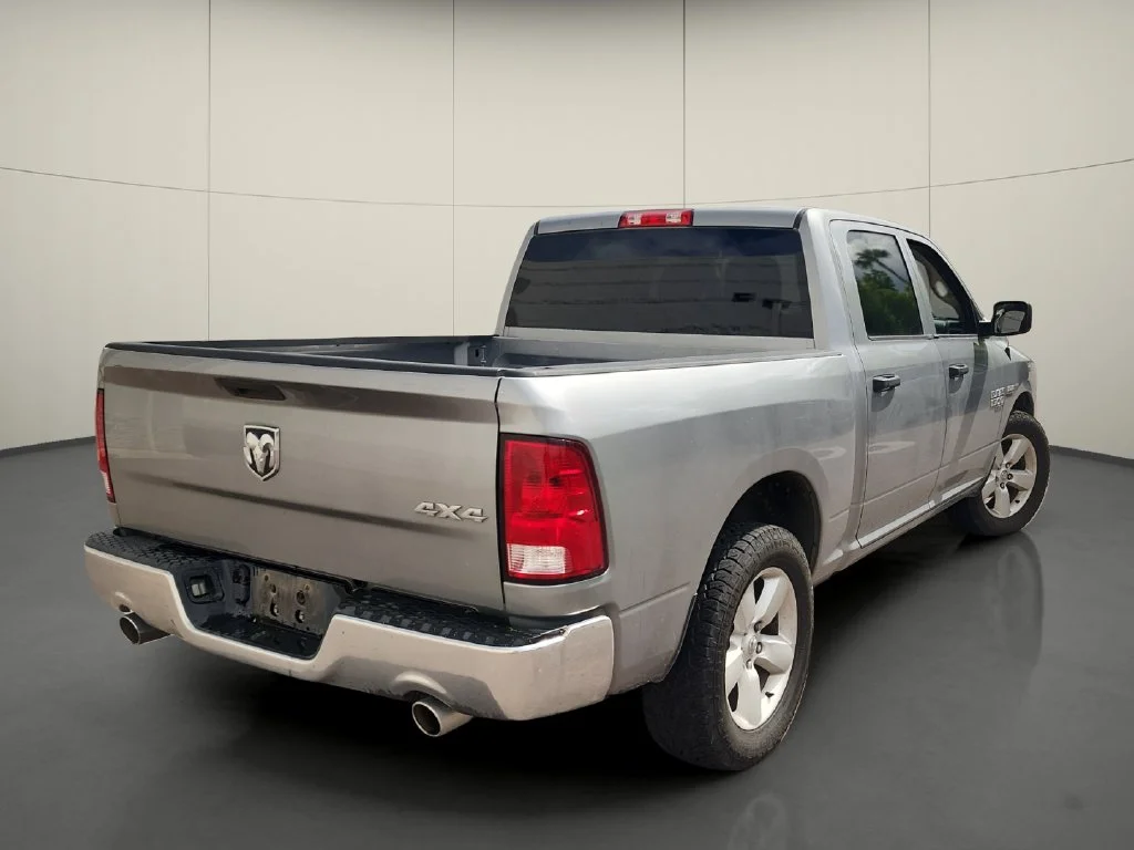 Used 2022 Silver Ram Tradesman image 7