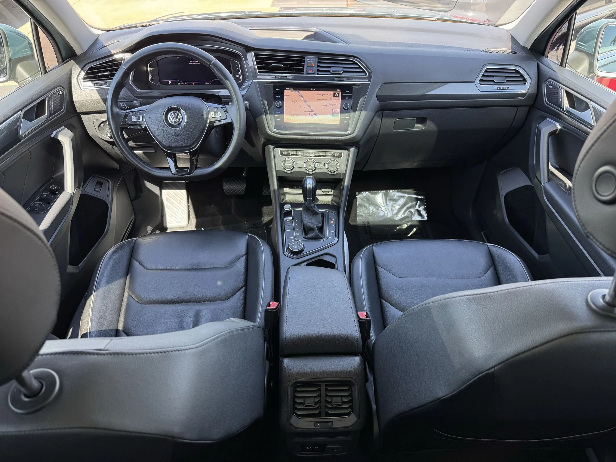Used 2019 Stone Blue Metallic Volkswagen SEL Premium image 30