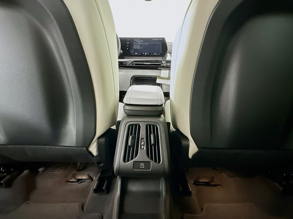 New 2026 Skyscraper Grey Metallic BMW xDrive28i image 18