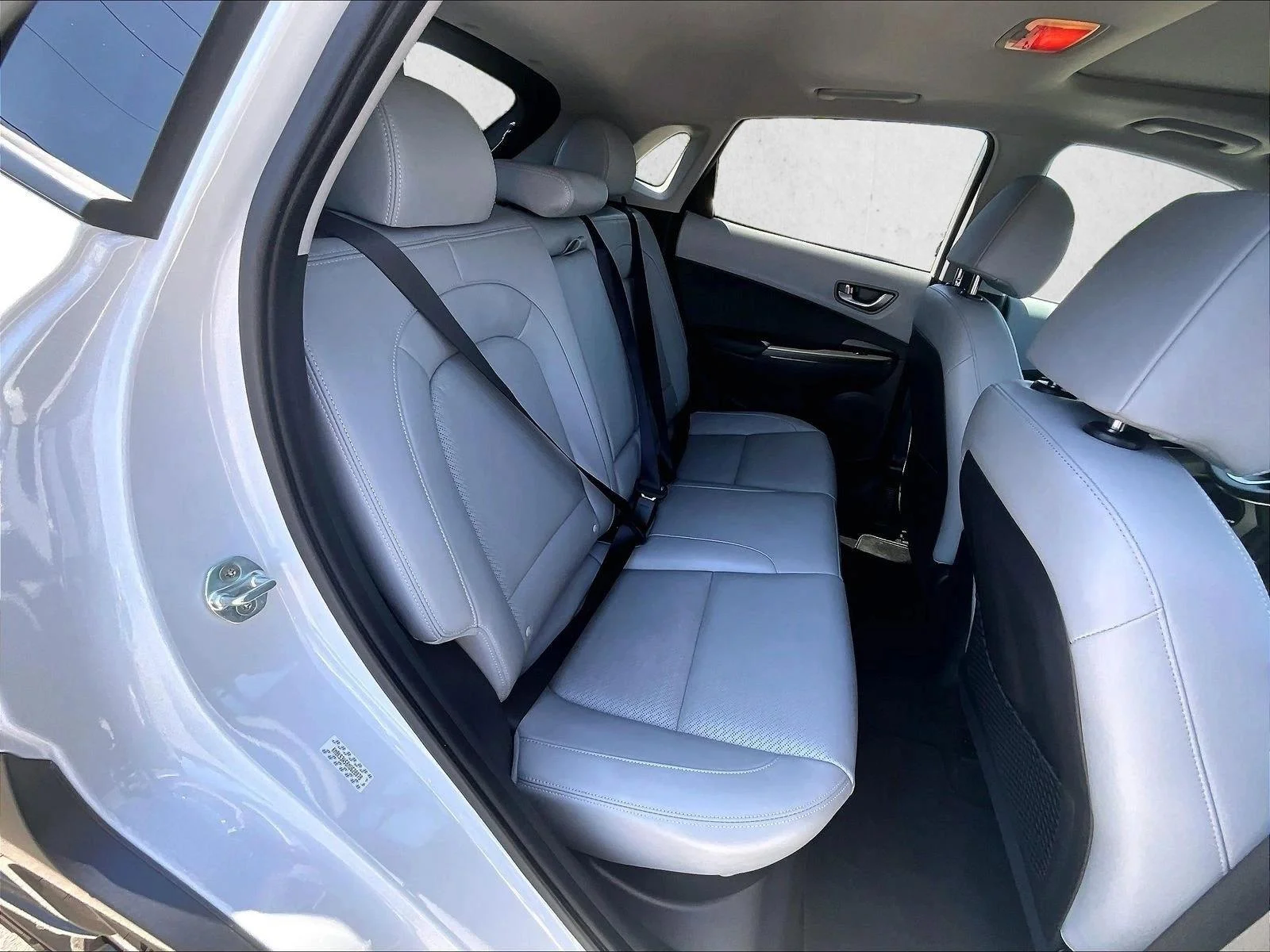 Used 2021 Chalk White Hyundai Ultimate image 26