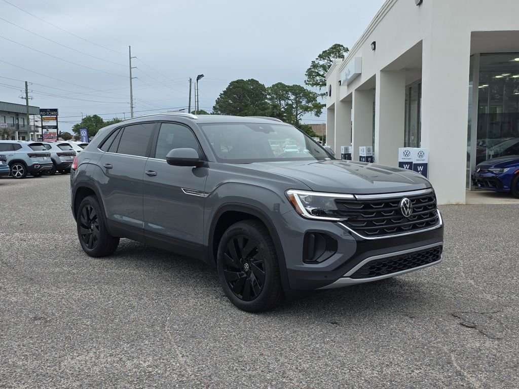 New 2026 Gray Volkswagen 2.0T SE w/Technology image 9