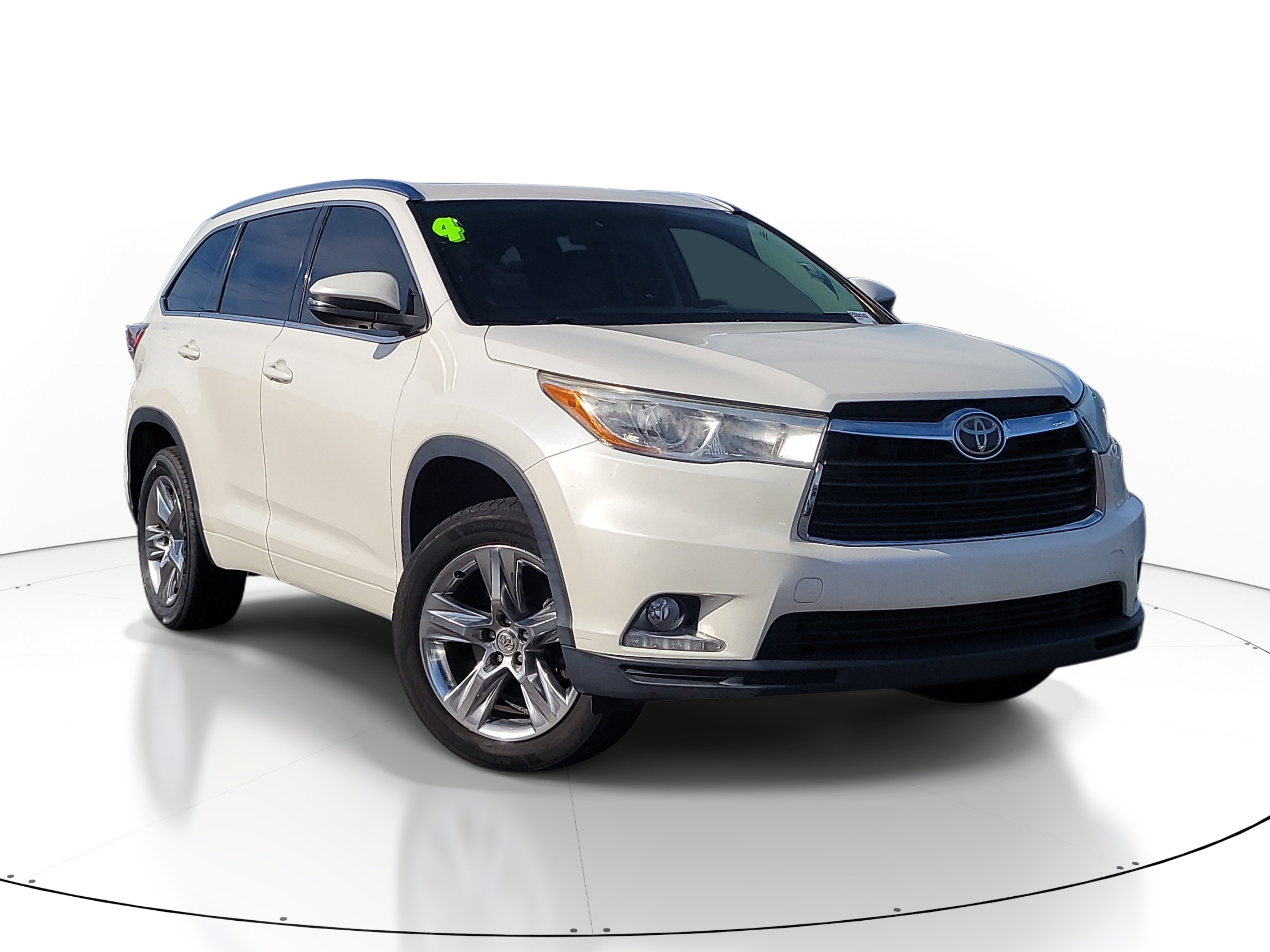 Used 2014 Blizzard Pearl Toyota Limited image 1