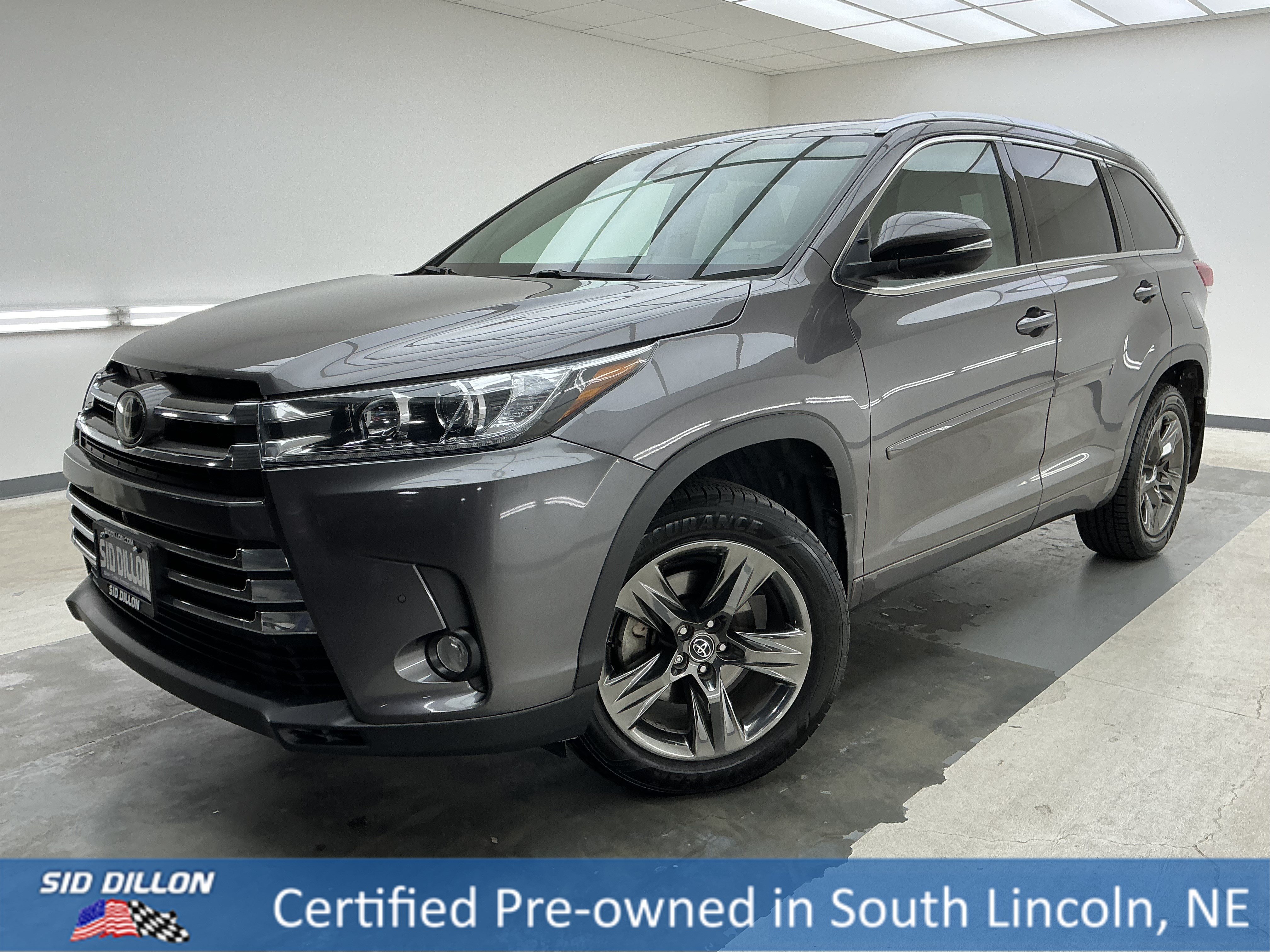 Predawn Gray Mica 2018 Toyota Highlander SUV / Crossover All-Wheel Drive Automatic