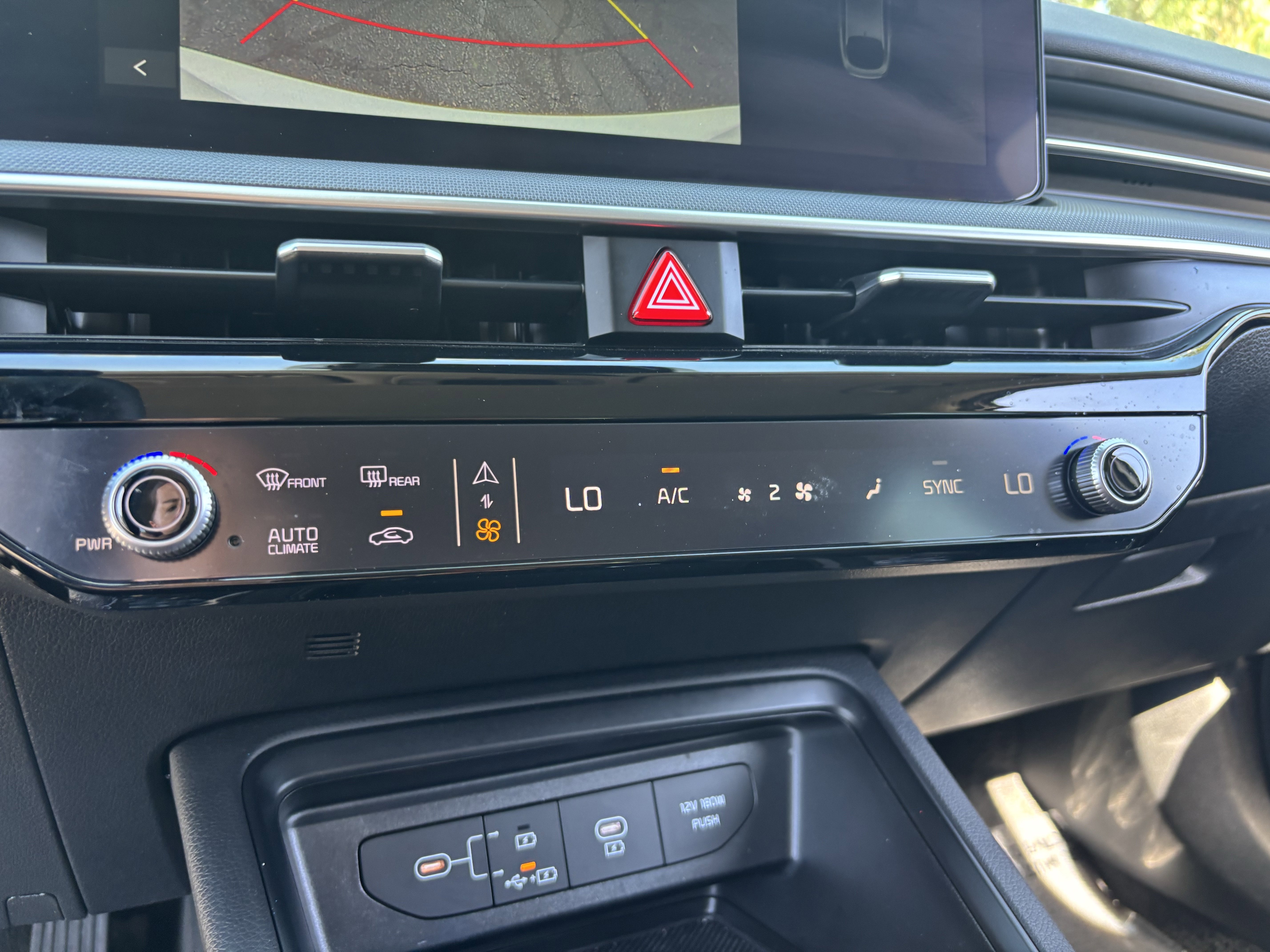 Certified Used 2026 Snow White Pearl Kia LXS image 22
