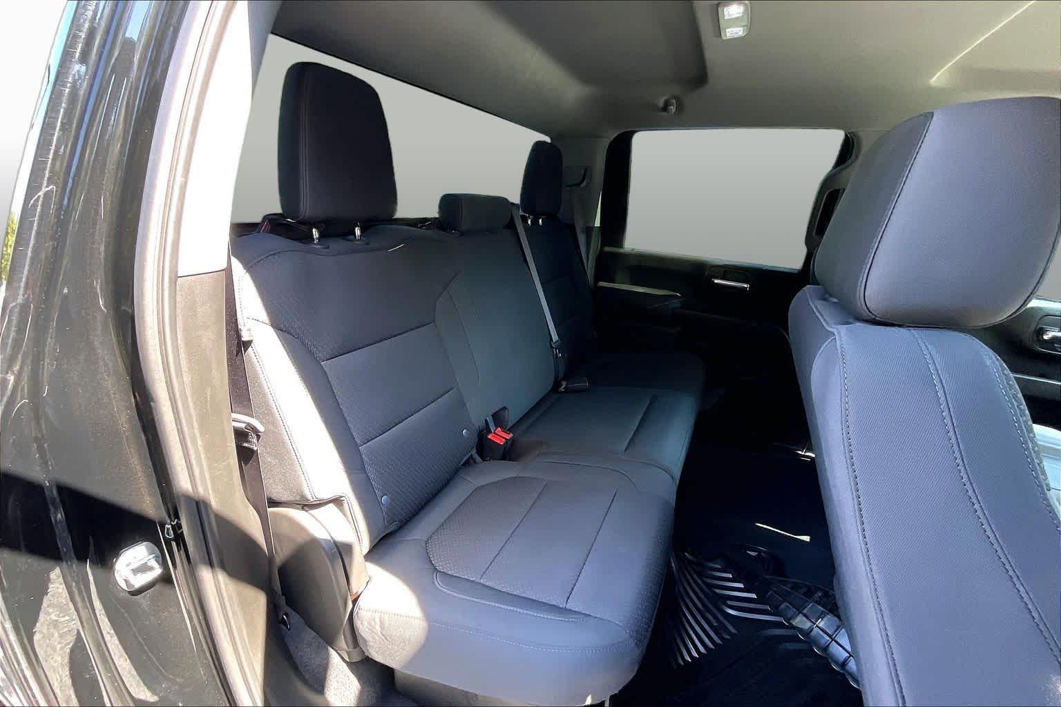 Used 2020 Black Chevrolet Custom image 26