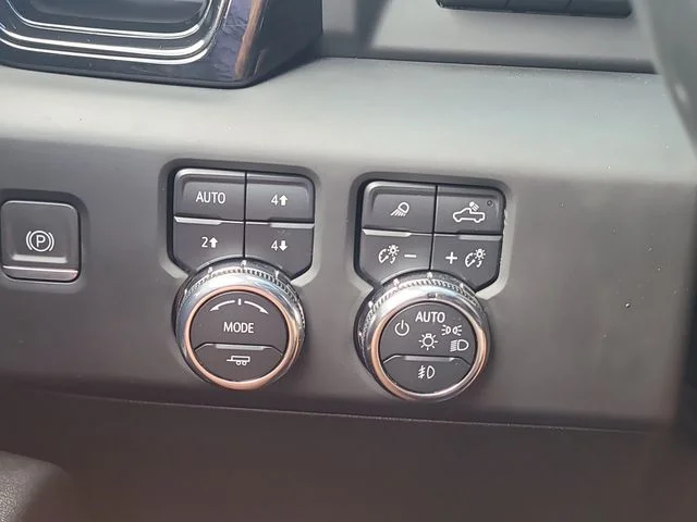 Used 2024 Silver GMC AT4 image 30