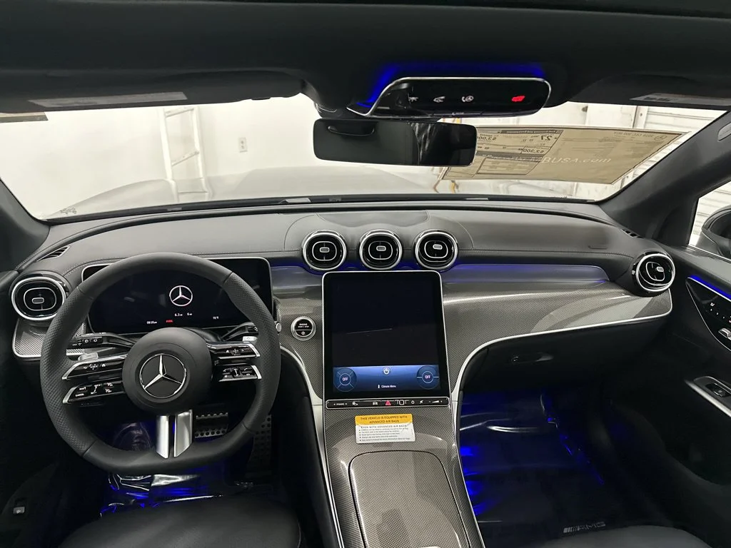Used 2026 Black Mercedes-Benz GLC 300 image 19