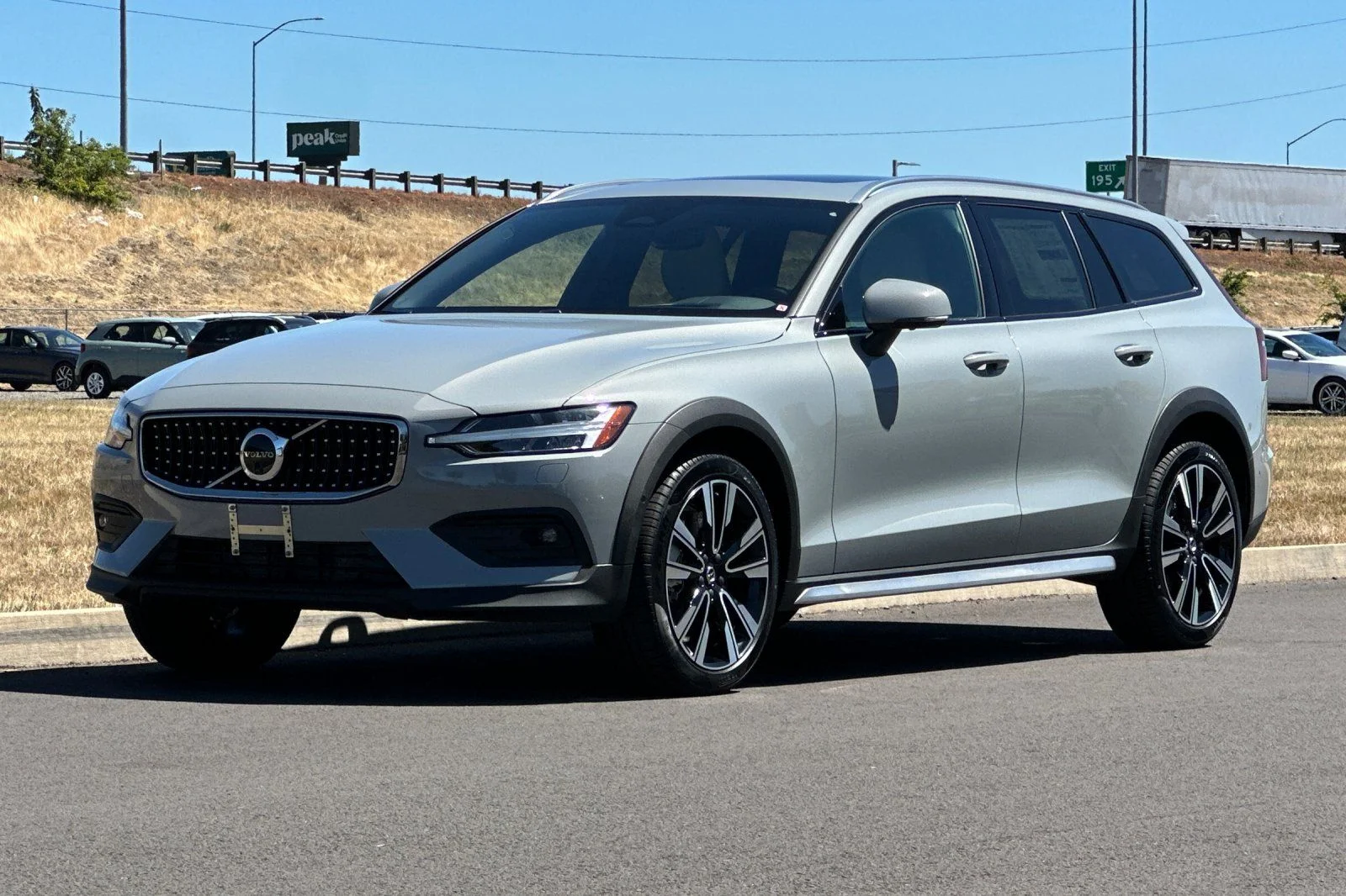 New 2026 Vapour Grey Volvo Ultra image 7