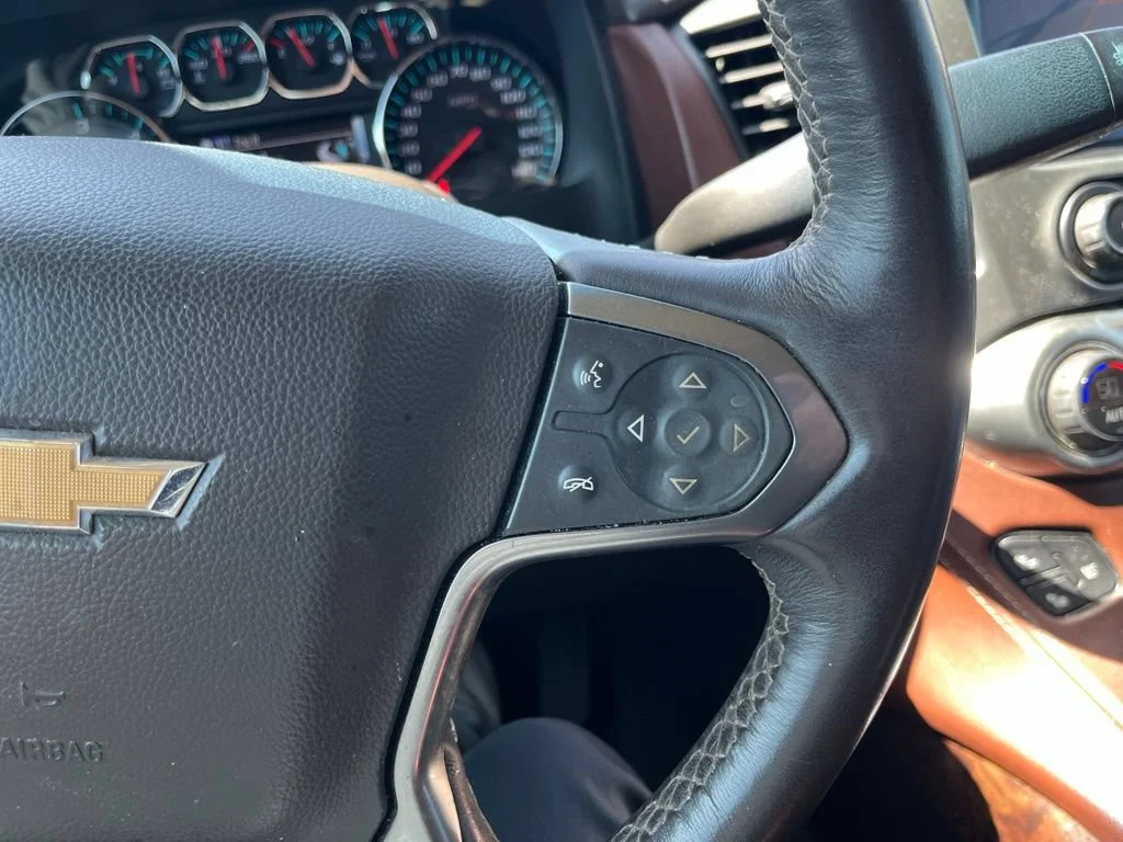 Used 2015 WHITE DIAMOND TRICOAT Chevrolet LTZ image 18
