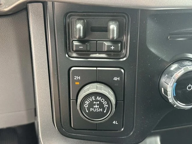 New 2026 Blue Ford XLT image 48