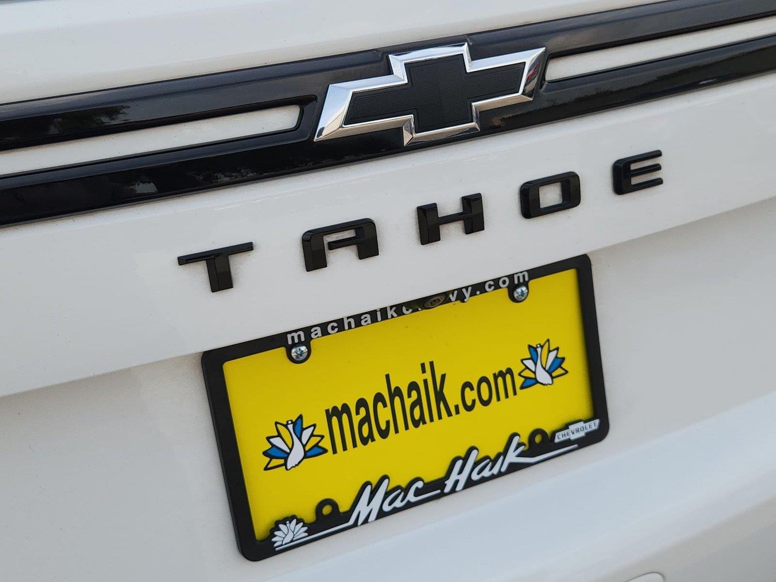 Used 2023 Summit White Chevrolet Z71 image 32