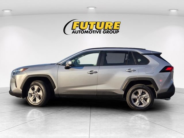 Used 2025 Silver Toyota XLE image 7