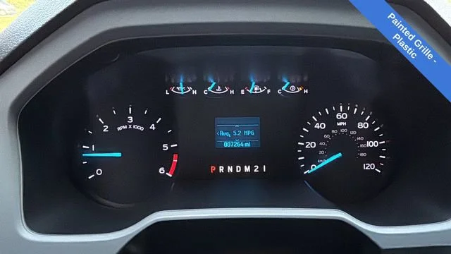Used 2022  Ford NA image 13
