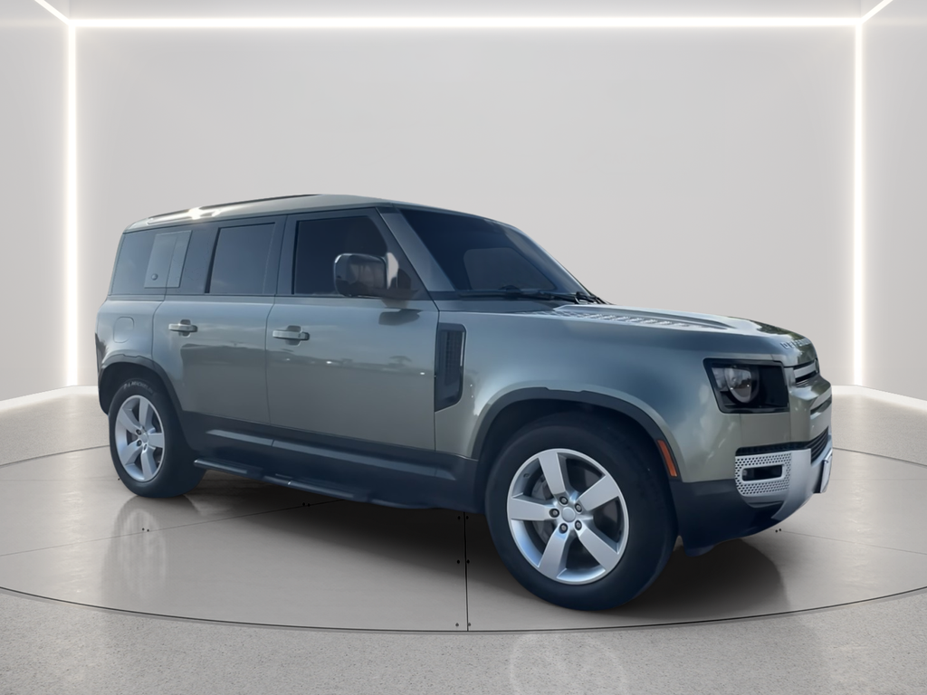 Used 2021 Green Land Rover SE image 2