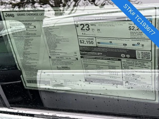 New 2026 Baltic Gray Metallic Clear-Coat Exterior Paint Jeep Altitude image 3
