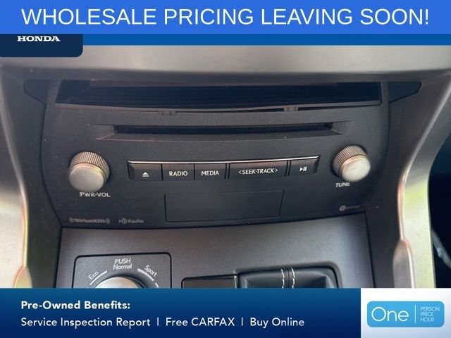 Used 2020 White Pearl Lexus 300h image 30