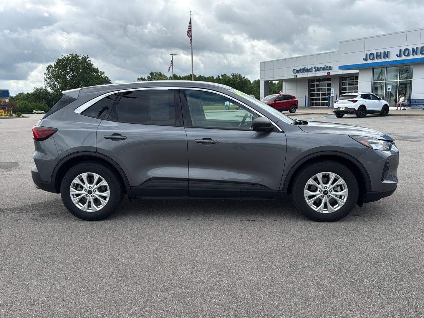 Used 2024 Carbonized Gray Ford Active image 8