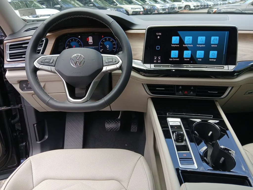 New 2026 Black Volkswagen 2.0T SE w/Technology image 13