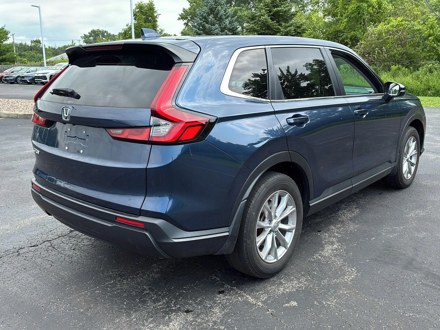 Used 2024 Canyon River Blue Metallic Honda EX image 17