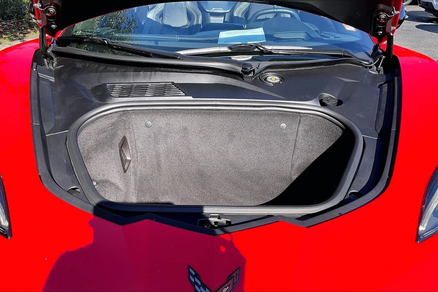 2022 Chevrolet Corvette 2LT - Photo 11