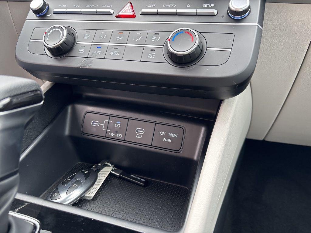 New 2026 White Pearl Hyundai SE FWD image 27