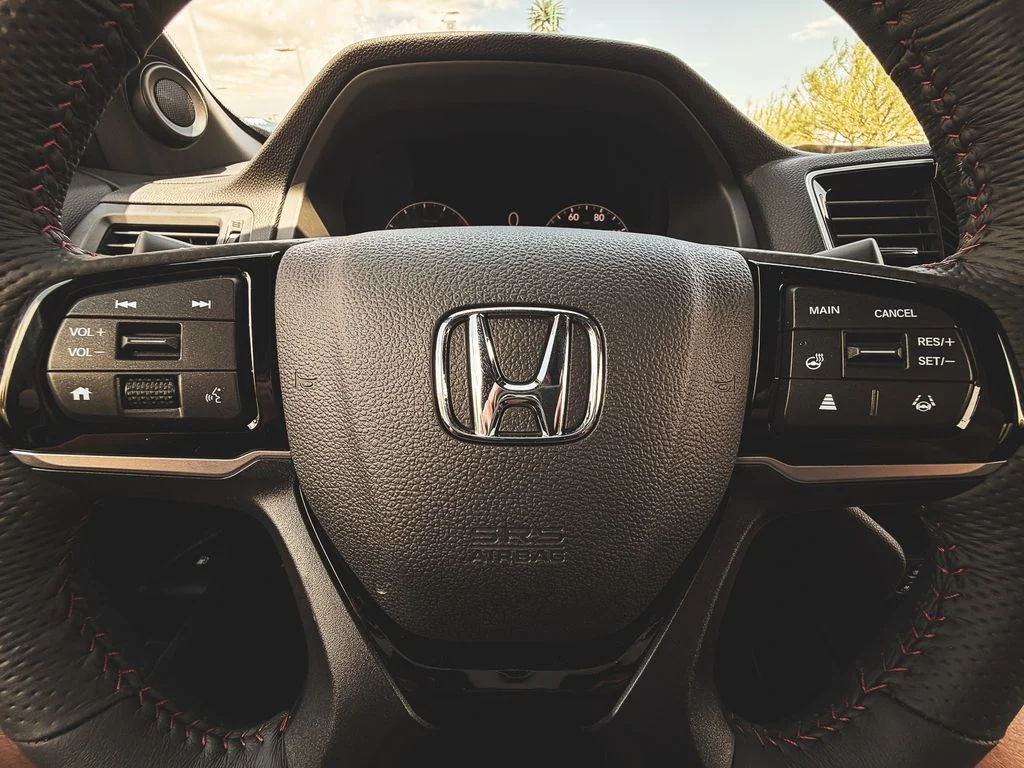 New 2026 Platinum White Pearl Honda Black Edition image 42