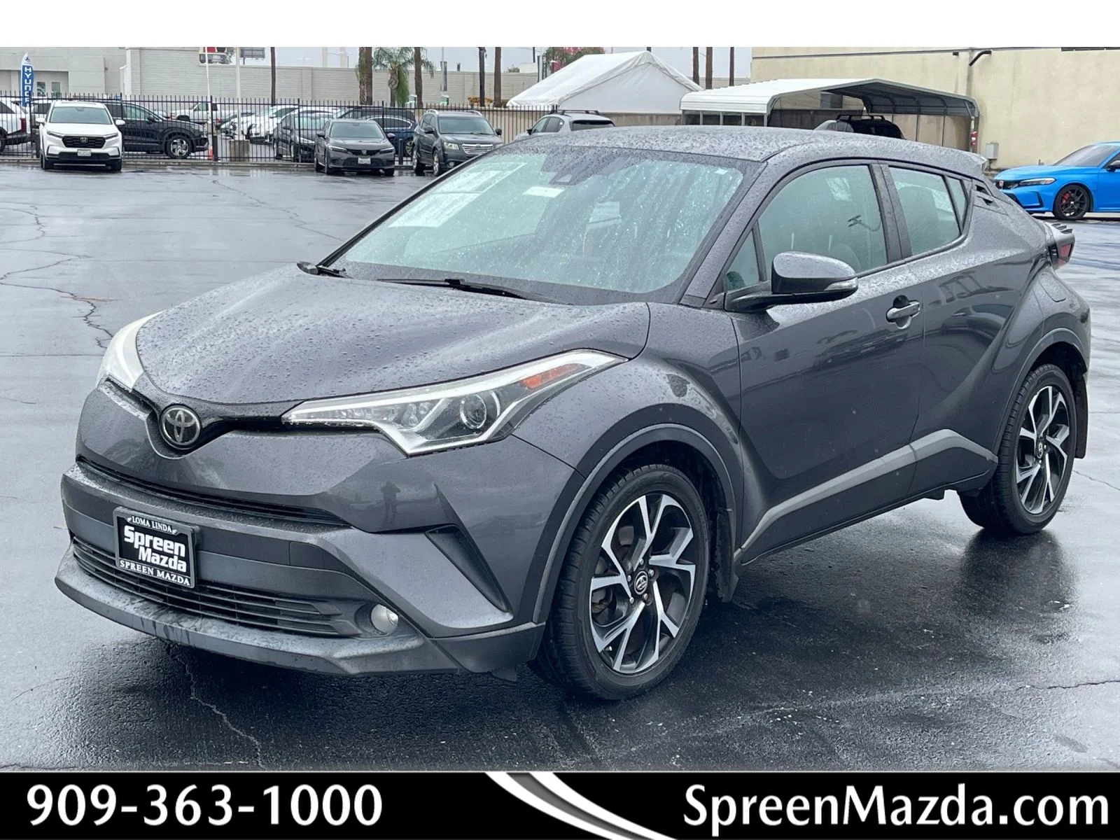 Used 2018 Magnetic Gray Metallic Toyota XLE Premium image 1