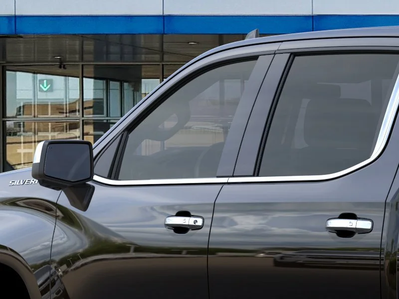 2025 Chevrolet Silverado 1500 LTZ - Photo 13