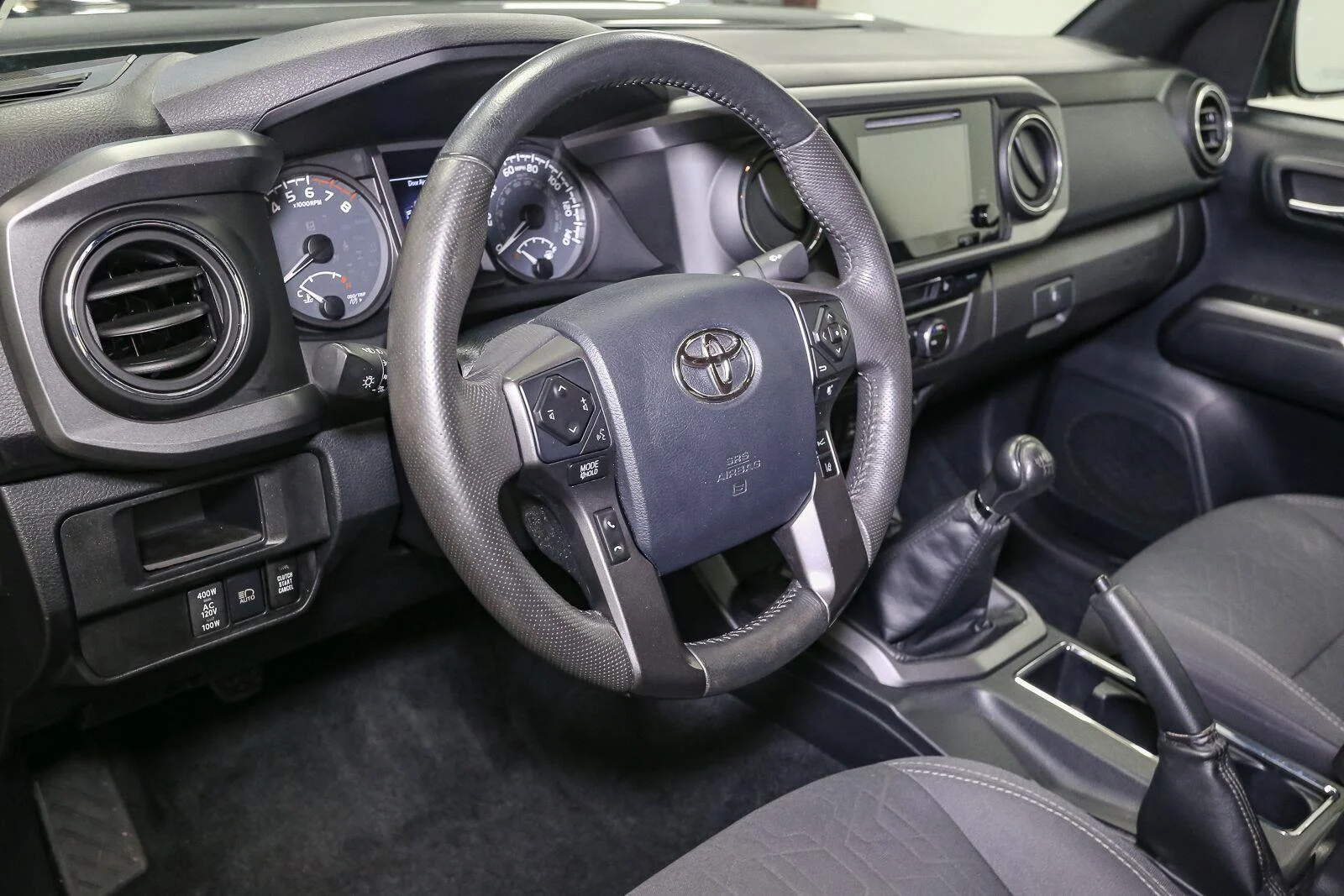 Used 2019 Magnetic Gray Metallic Toyota SR5 image 23